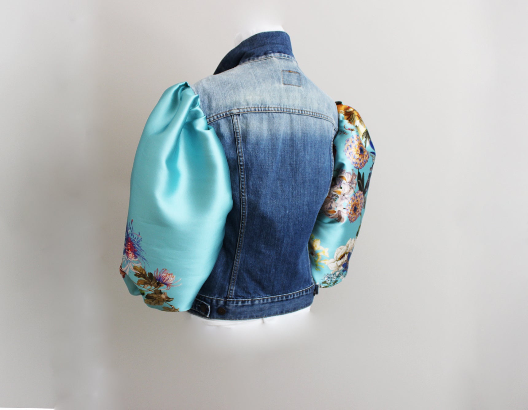 Levi's x Silk Taffeta  SHE GOES ROGUE   